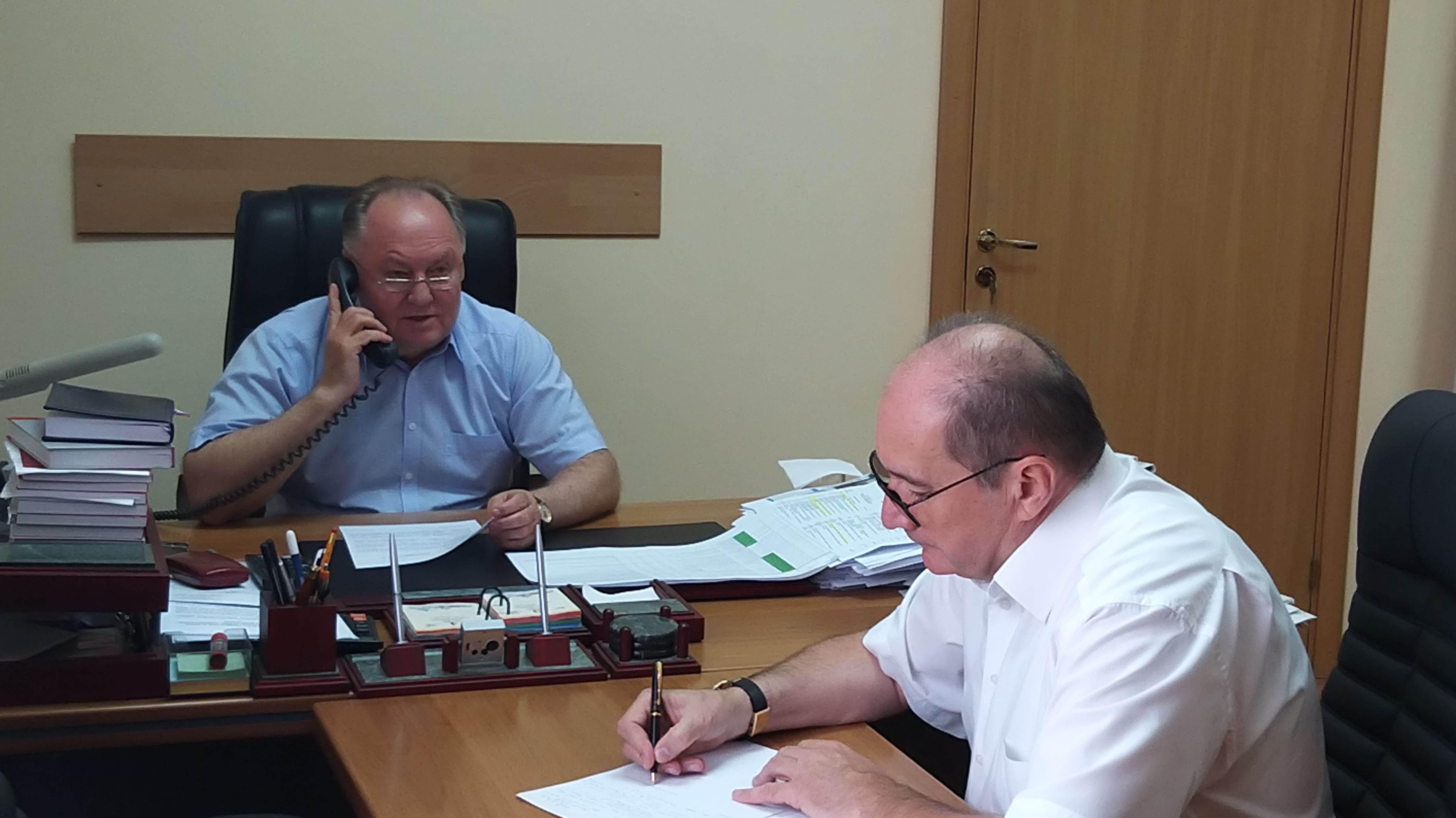 Депутаты донского парламента обустроят детскую площадку в поселке Синегорском Белокалитвинского района  