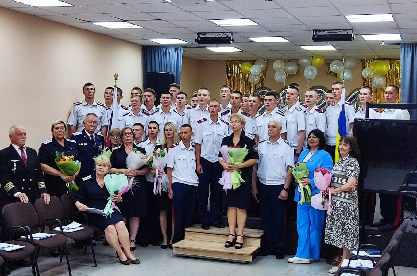 Ирина Жукова поздравила кадетов Шахтинского казачьего кадетского корпуса с окончанием учебного года 