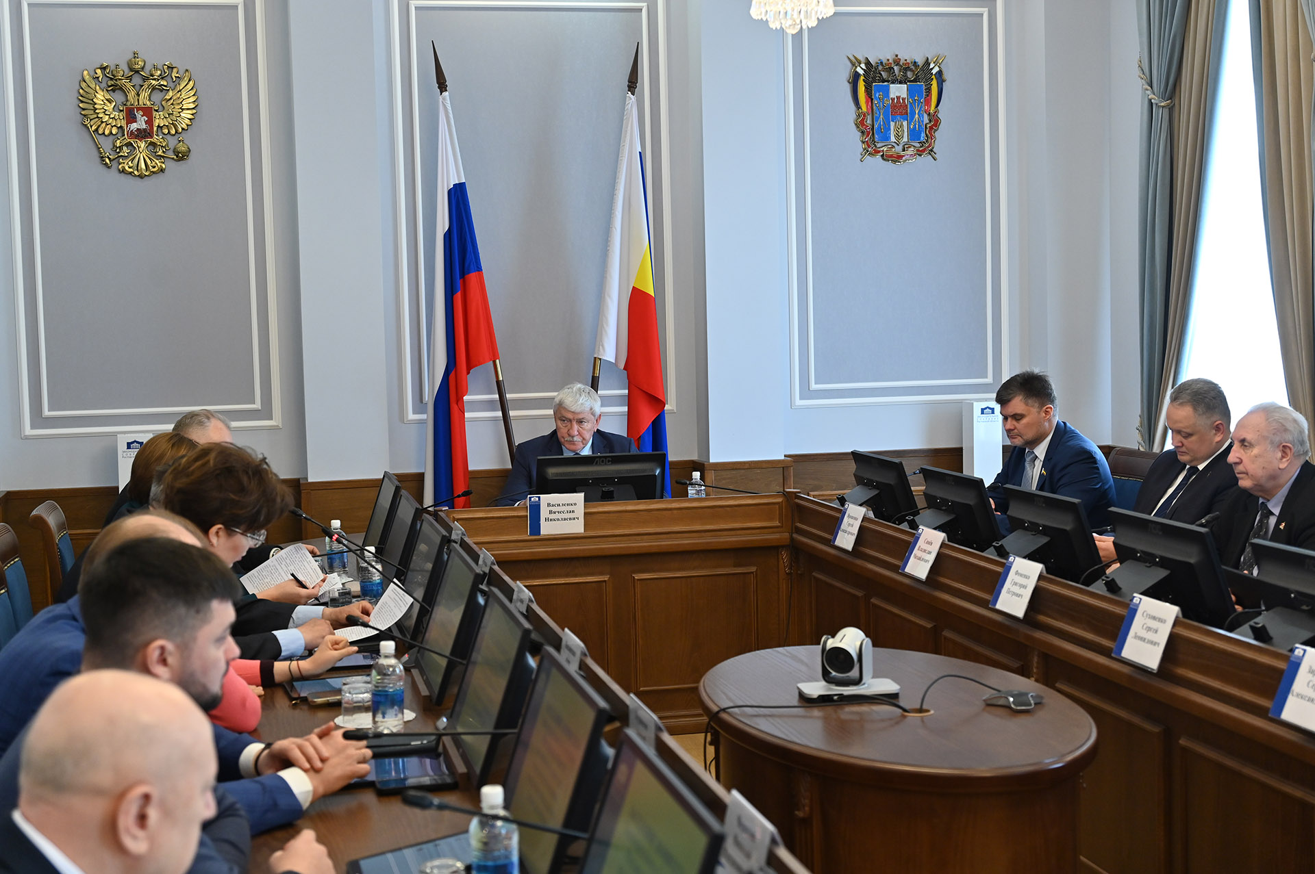 Комитет по аграрной политике обсудил развитие животноводства на Дону