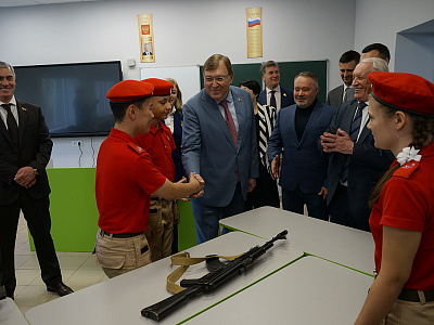 Изображение новости Выездное заседание фракции «Единая Россия» в Законодательном Собрании Ростовской области №22