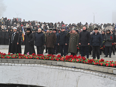 Изображение новости В Ростове-на-Дону почтили память героев освобождения города от немецко-фашистских захватчиков №19