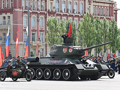 Изображение новости В Ростове-на-Дону состоялся военный парад, посвященный 80-летию Победы в Великой Отечественной войне №50