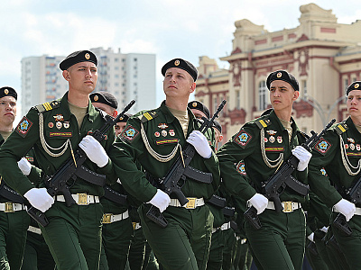 Изображение новости В Ростове-на-Дону состоялся военный парад, посвященный 80-летию Победы в Великой Отечественной войне №31
