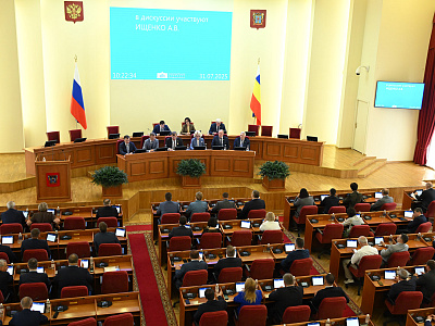 Депутаты Законодательного Собрания Ростовской области оказывают помощь учреждениям здравоохранения