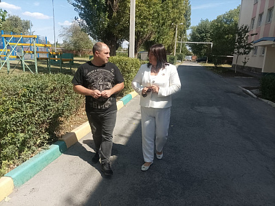 Ирина Жукова встретилась с участником спецоперации Николаем Марусиным