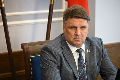 Фотография депутата ВЛАЗНЕВ Владимир Викторович №8