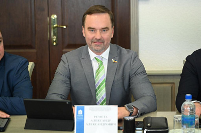 Фотография депутата РЕМЕТА Александр Александрович №3