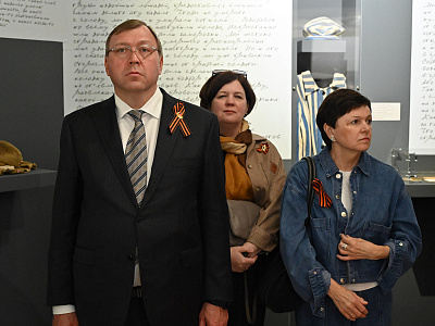 Изображение новости В Ростове-на-Дону открылась выставка, посвященная творчеству Михаила Шолохова в годы Великой Отечественной войны №23