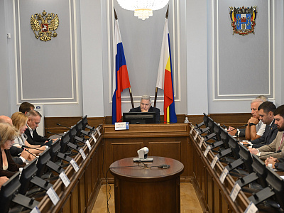 Решить проблему домов оставшихся без управляющих компаний может региональный оператор по управлению МКД