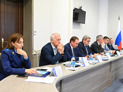 Изображение новости Заседание комитета по строительству  №18