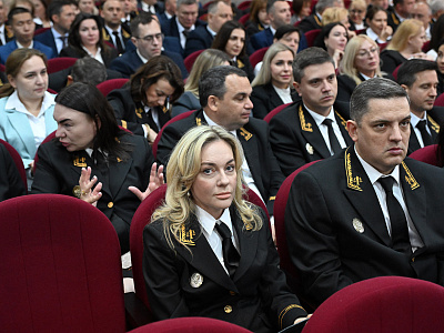 Изображение новости Поздравление судейского сообщества Дона с 25-летием мировой юстиции №8