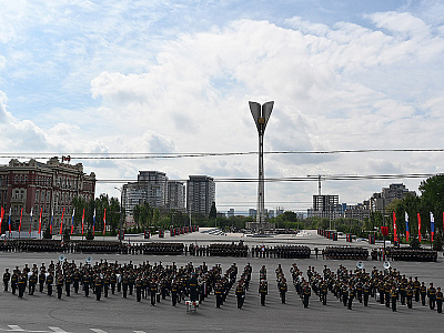Изображение новости В Ростове-на-Дону состоялся военный парад, посвященный 80-летию Победы в Великой Отечественной войне №14