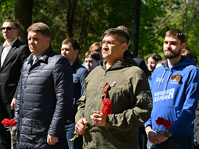 Изображение новости Передача земли с места захоронения воинов-сибиряков, погибших при Ростовской оборонительной операции, для мемориала Воину - освободителю на Кузбассе №6