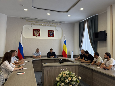 В новом учебном году в 30 школах Ростовской области пройдут мастер-классы по самбо 