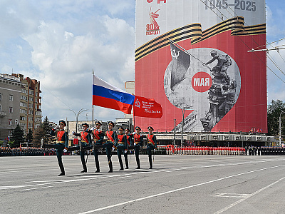 Изображение новости В Ростове-на-Дону состоялся военный парад, посвященный 80-летию Победы в Великой Отечественной войне №20