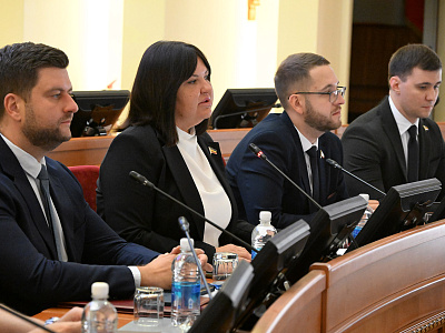Изображение новости Заседание дискуссионной площадки на тему «Безопасность молодежи в цифровом мире» №1