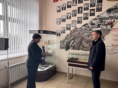 Владимир Срабонянц ознакомился с современными подходами к образованию в школе станицы Кривянской