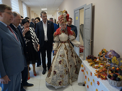 Изображение новости Выездное заседание фракции «Единая Россия» в Законодательном Собрании Ростовской области №29