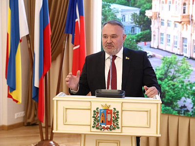 Магомед Дарсигов поздравил с профессиональным праздником работников дорожного хозяйства