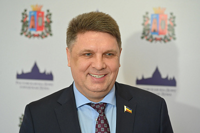 Фотография депутата ВЛАЗНЕВ Владимир Викторович №7