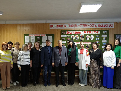 Сергей Михалев помог приобрести звуковое оборудование для Дворца культуры города Гуково  